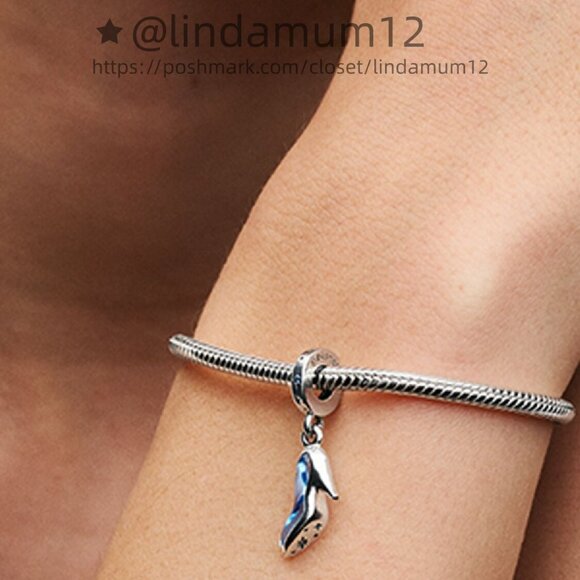 Pandora Disney Cinderella's Glass Slipper Dangle Charm - Picture 4 of 6